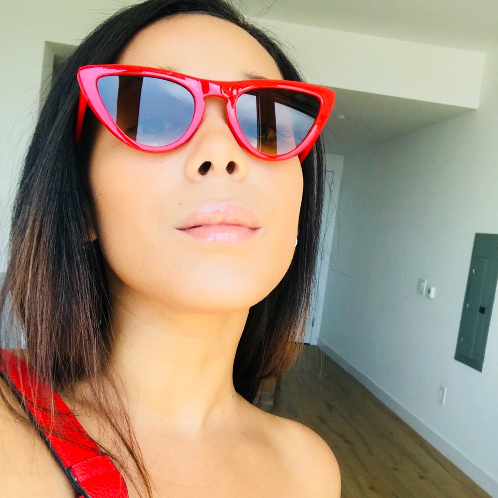 |New| • Red Cat Eye sunglasses - Picture 2 of 2